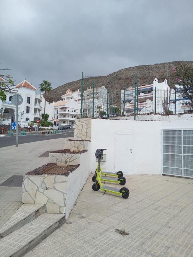 Lovely Studio Los Cristianos Heated Pool Santa Cruz de Tenerife Exterior photo
