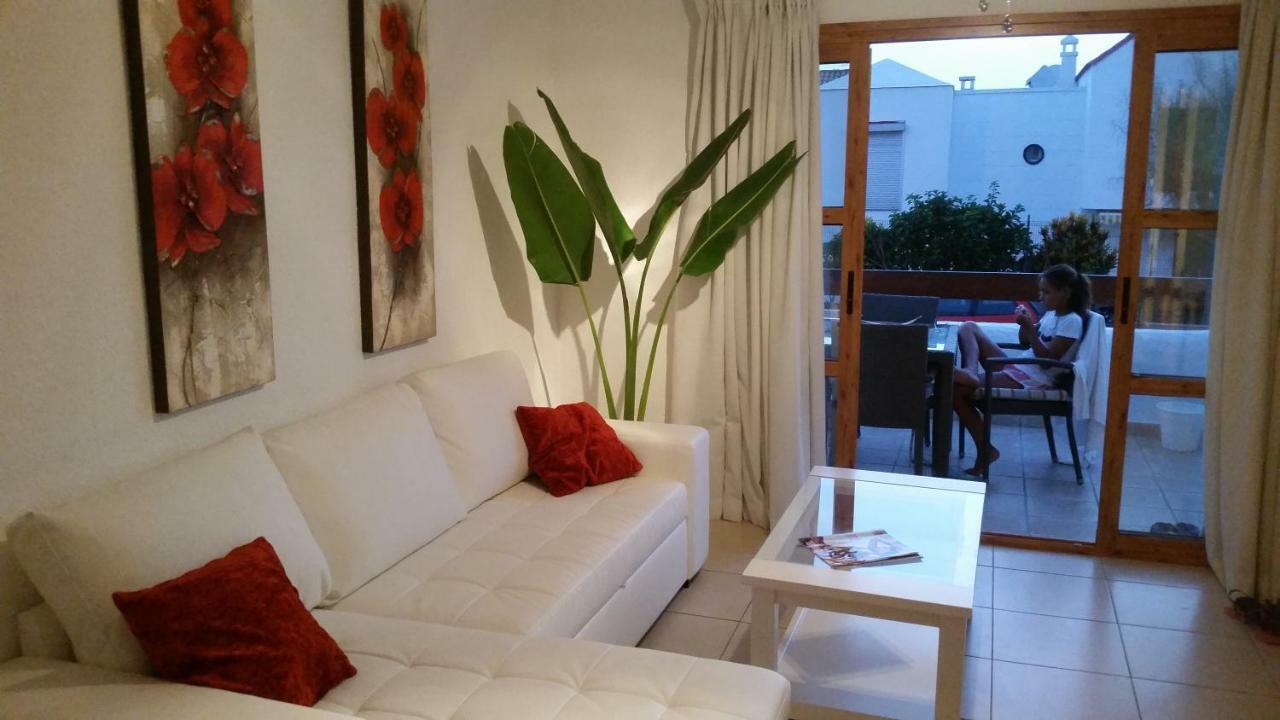 Lovely Studio Los Cristianos Heated Pool Santa Cruz de Tenerife Exterior photo