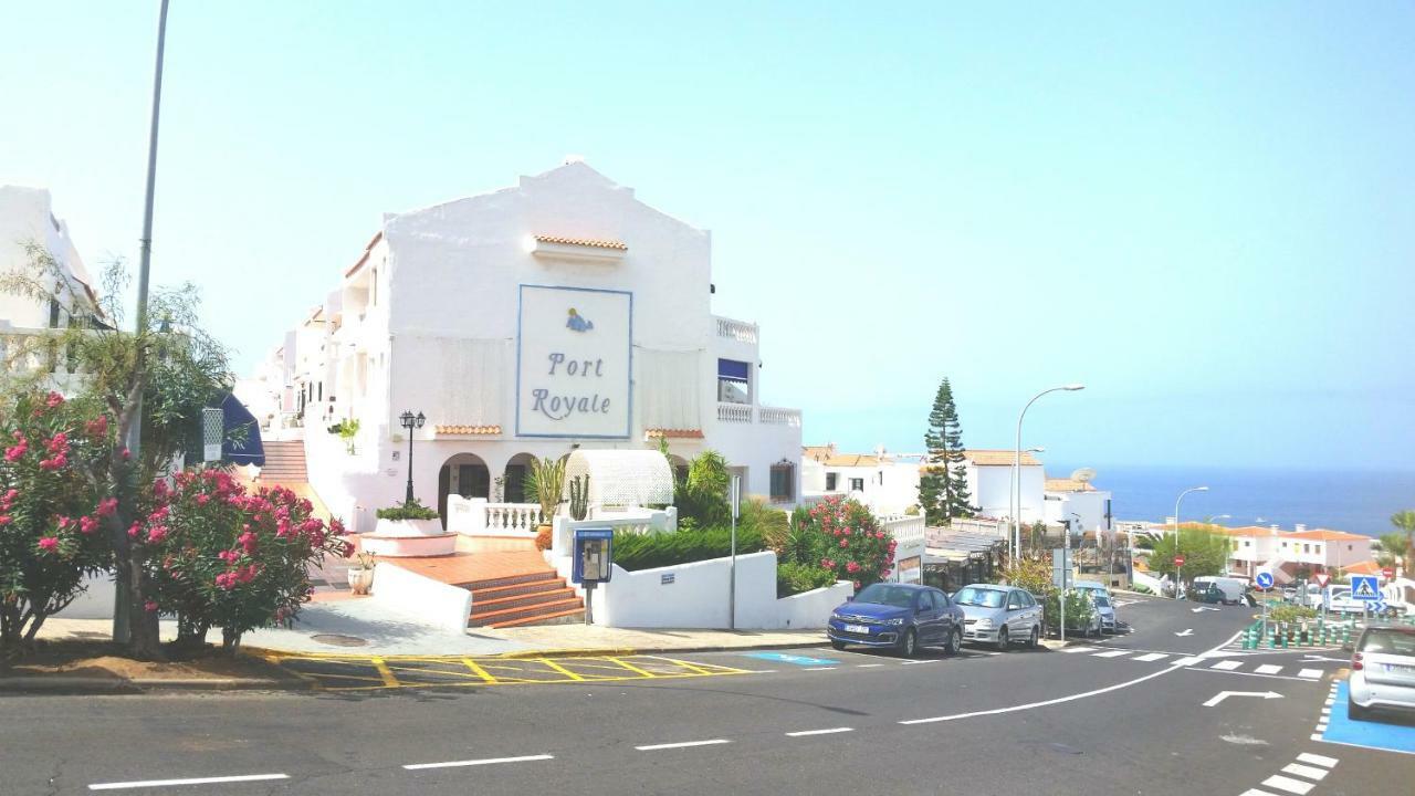 Lovely Studio Los Cristianos Heated Pool Santa Cruz de Tenerife Exterior photo